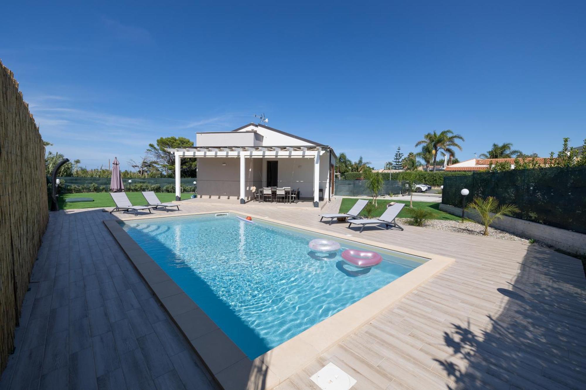 Villa Giada Campofelice Di Roccella Luaran gambar